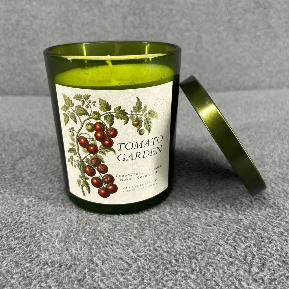 Leoben‎ Company Tomato Garden Candle 9oz Green Jar Grapefruit Moss Geranium New